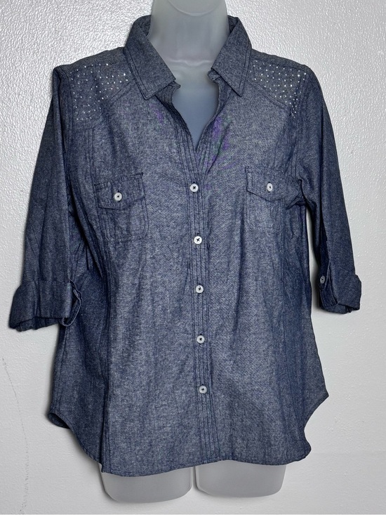 Derek Heart Tops - Derek Heart Rhinestone Chambray Shirt XL
